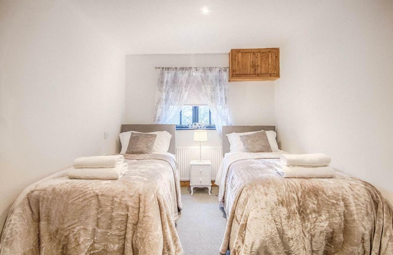 Hotel Highgate Annexe Takeley Esterno foto